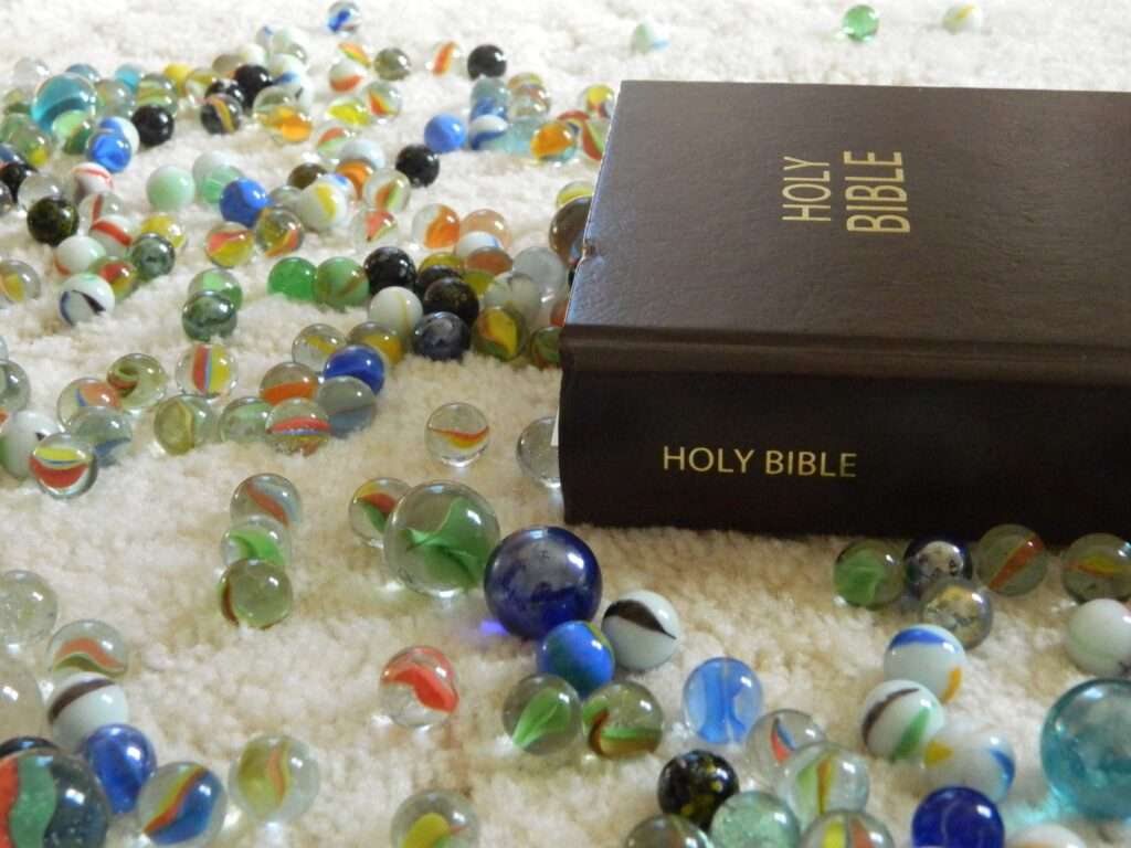 Make Bible reading a daily habit Christian Teen & Young Adult Blog